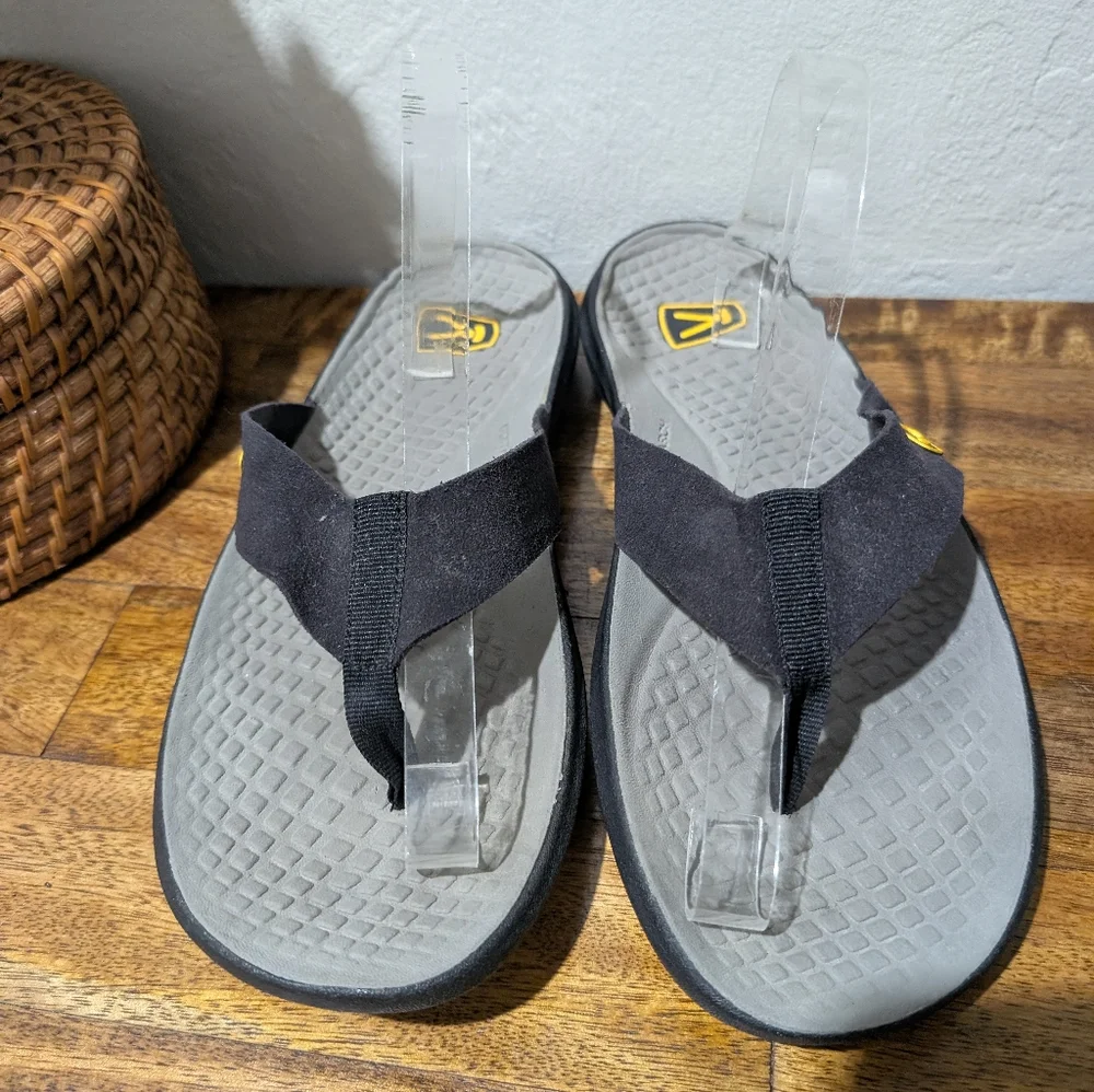 Keen Class Five Mens Size 11‎ Black Grey Casual Flip Flop Thong Sandals 1011017